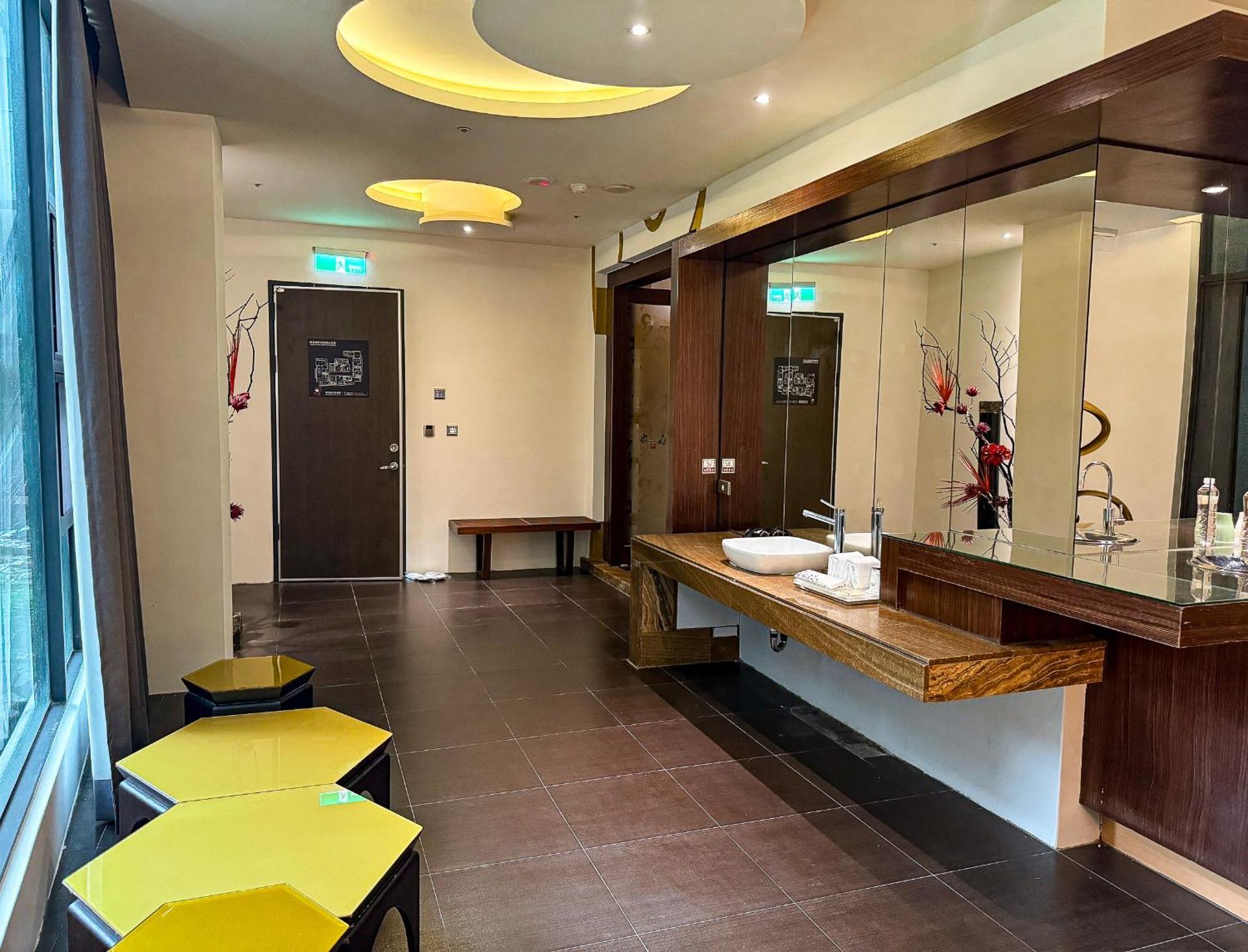 All-Ur Boutique Motel - Taichung Branch Esterno foto