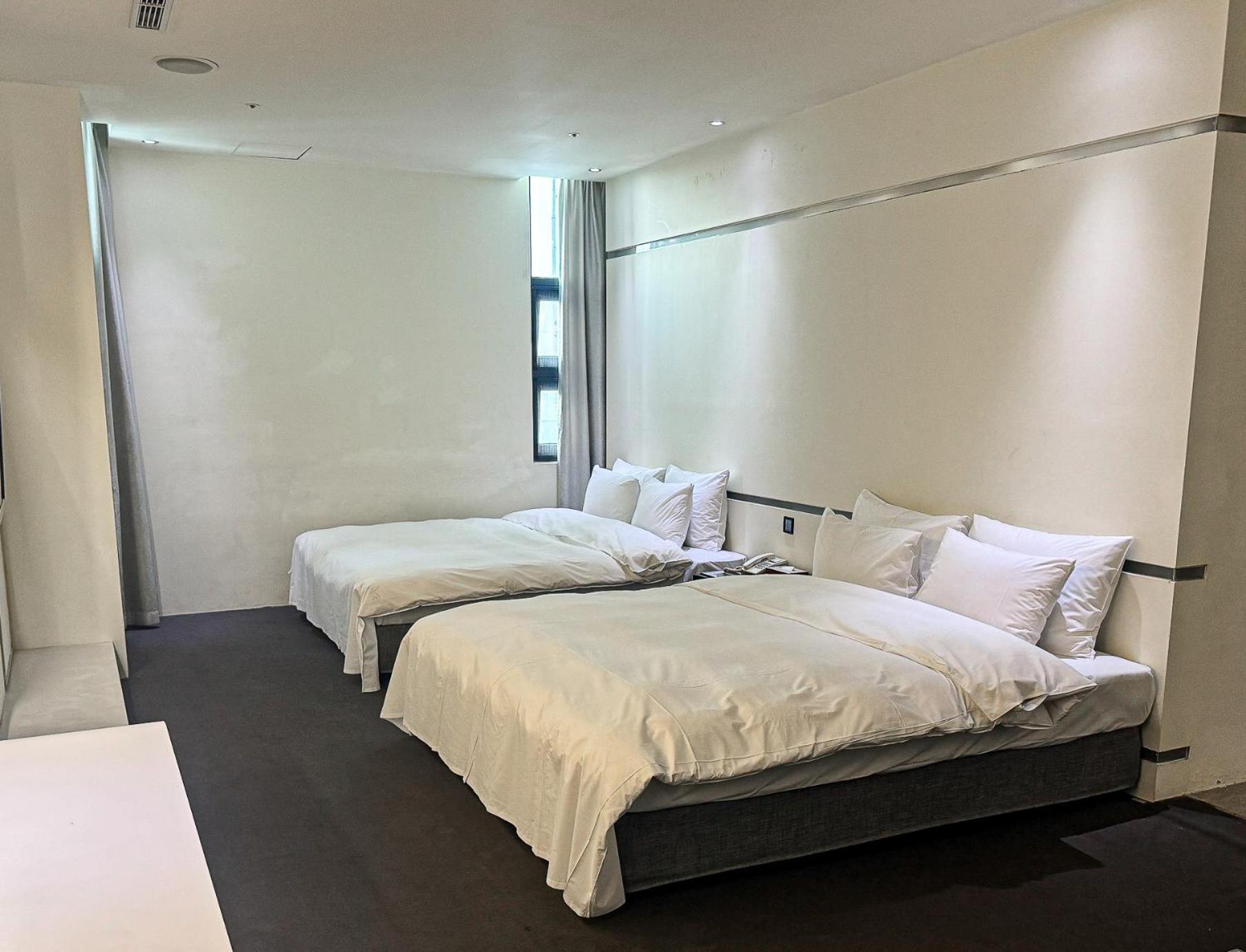 All-Ur Boutique Motel - Taichung Branch Esterno foto