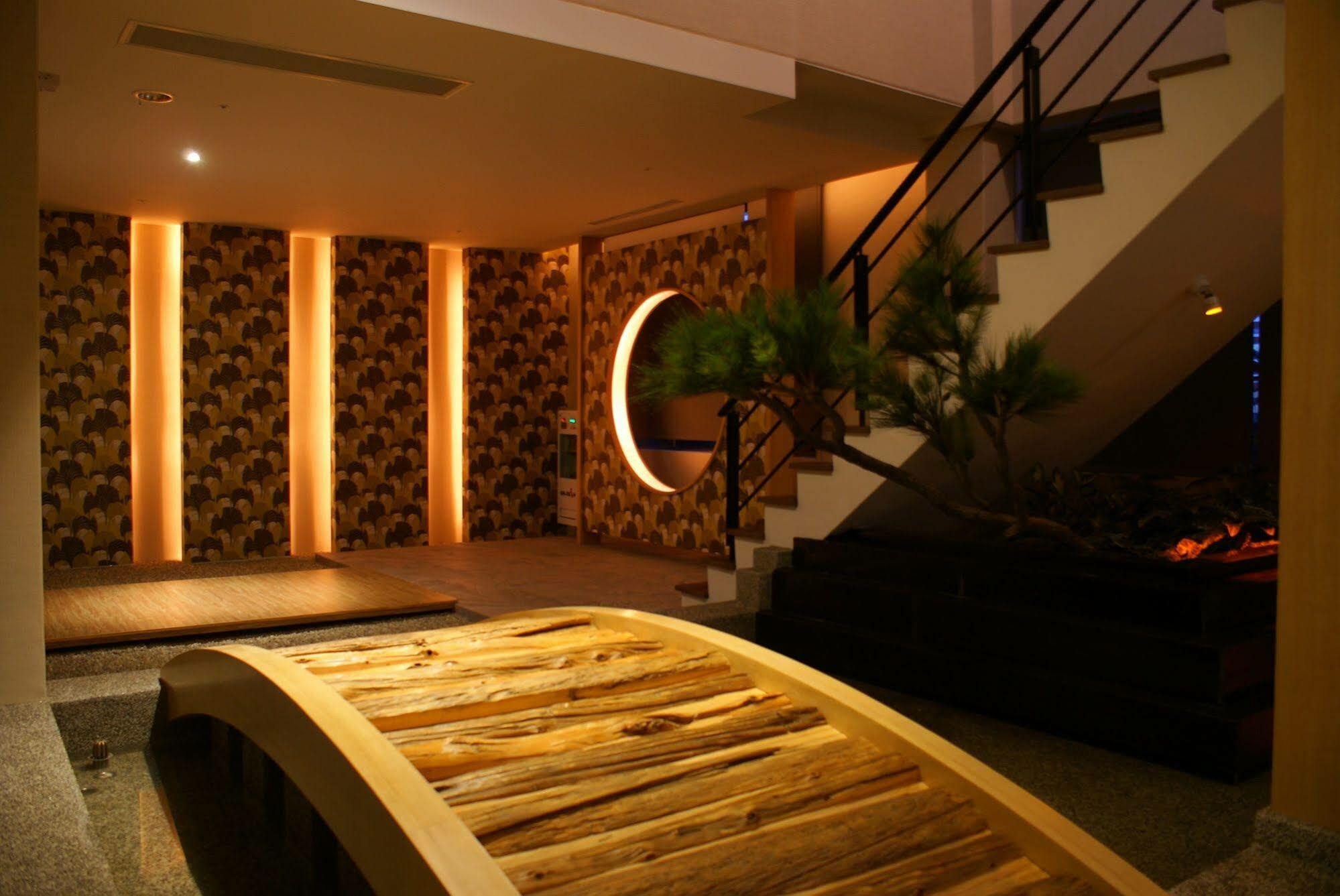 All-Ur Boutique Motel - Taichung Branch Esterno foto